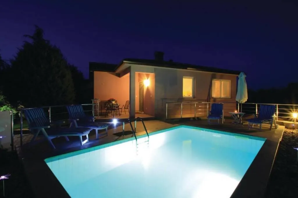 Adorable Holiday House Lilla-With Pool-Near Old Town Labin 0*, Labin (Istria)