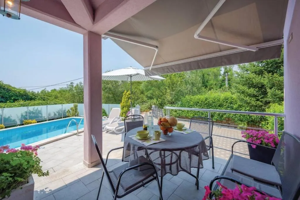 Adorable Holiday House Lilla-With Pool-Near Old Town Labin